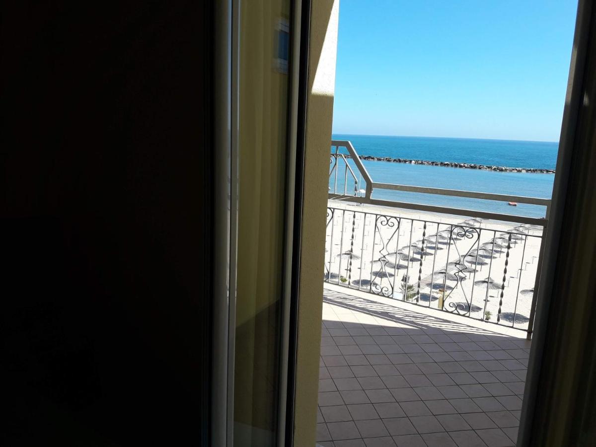 Hotel Villa Aurora بيلاريا-إيجيا مارينا المظهر الخارجي الصورة