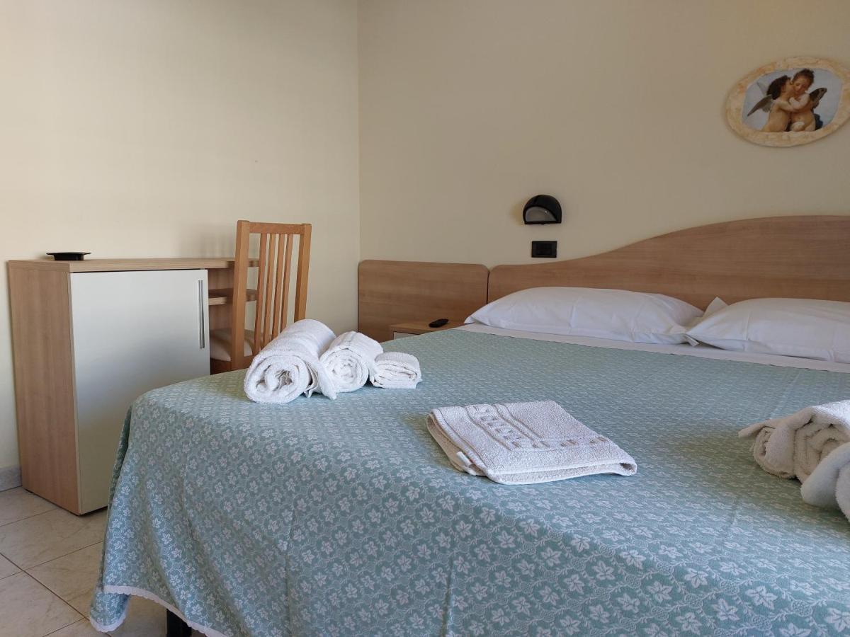 Hotel Villa Aurora بيلاريا-إيجيا مارينا المظهر الخارجي الصورة