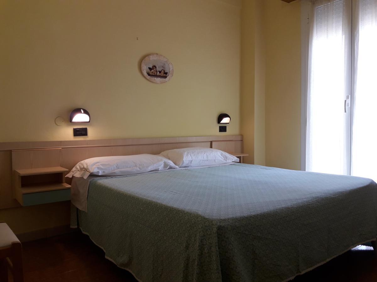 Hotel Villa Aurora بيلاريا-إيجيا مارينا المظهر الخارجي الصورة